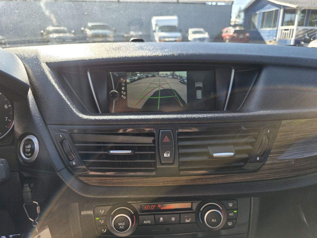 2013 BMW X1 Image 13