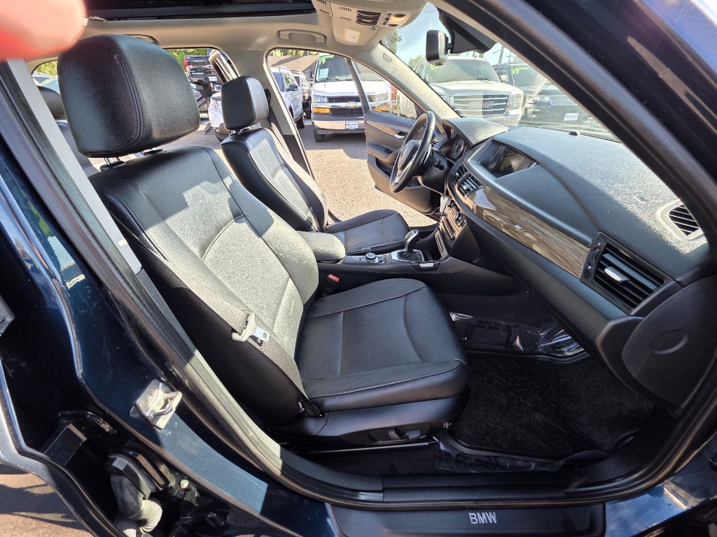 2013 BMW X1 Image 16