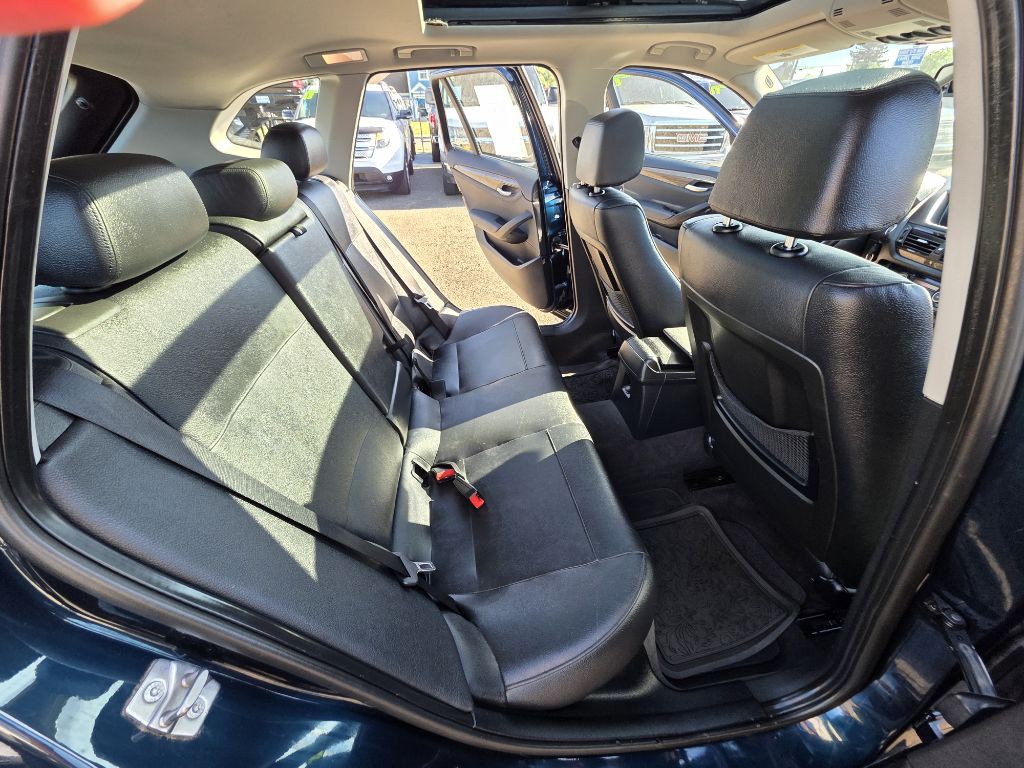 2013 BMW X1 Image 17