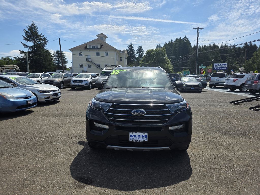 2020 Ford Explorer Image 2