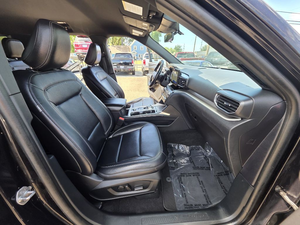 2020 Ford Explorer Image 17