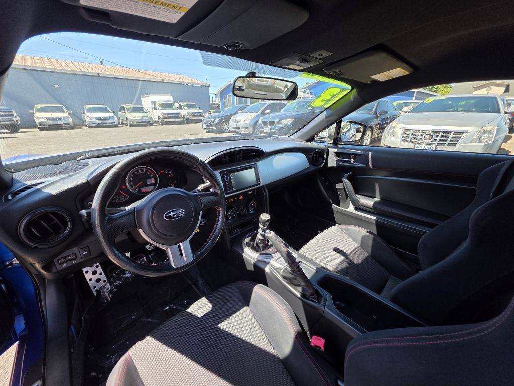 2013 Subaru BRZ Image 10