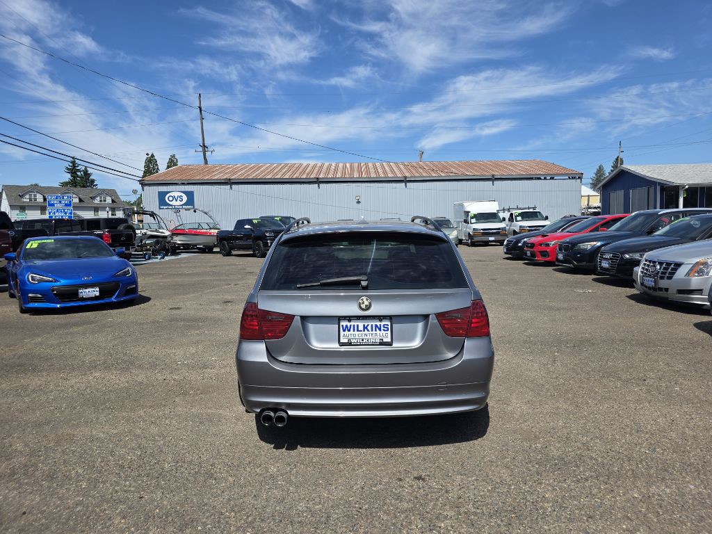 2010 BMW 3 Series Image 6