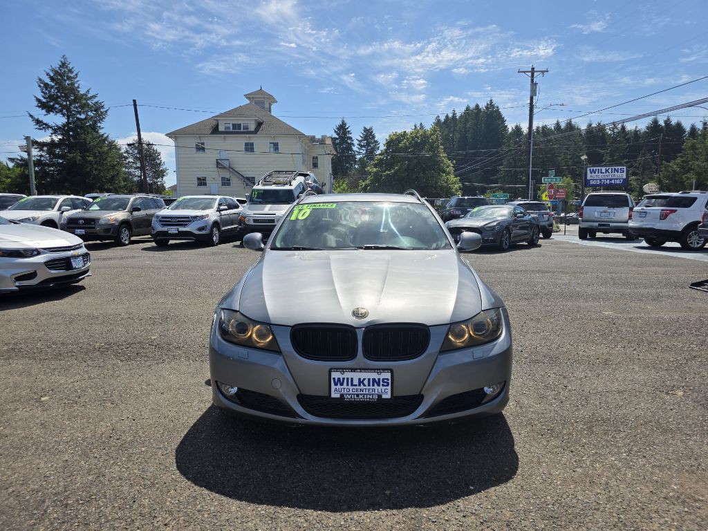 2010 BMW 3 Series Image 2