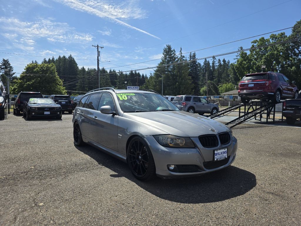 2010 BMW 3 Series Image 3