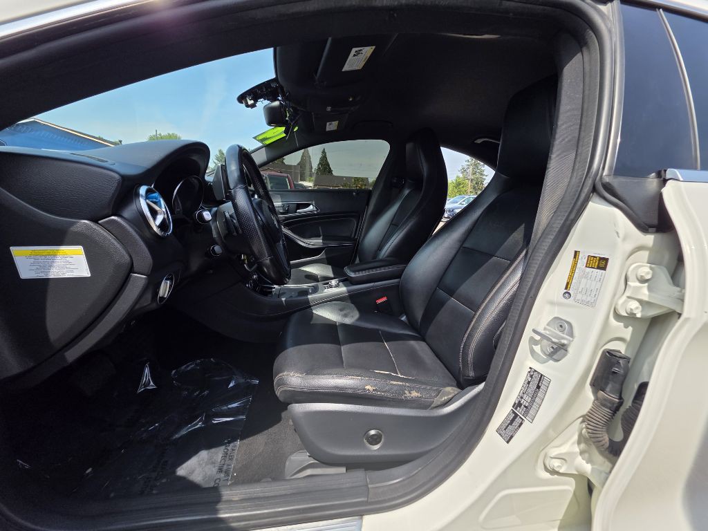 2014 Mercedes-Benz CLA-Class Image 13