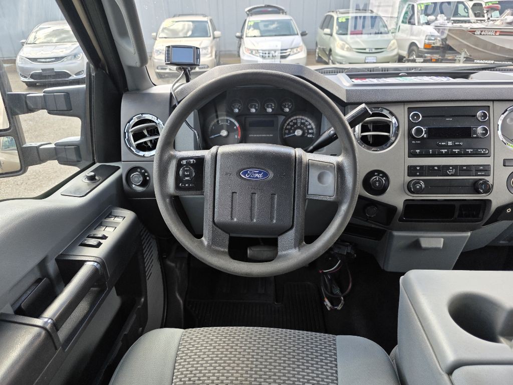 2011 Ford F-350 Image 12