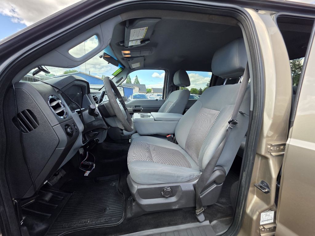 2011 Ford F-350 Image 14