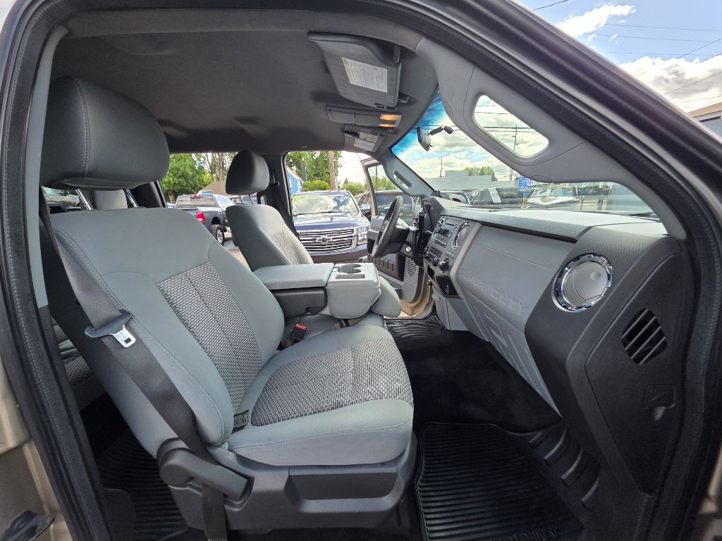 2011 Ford F-350 Image 15