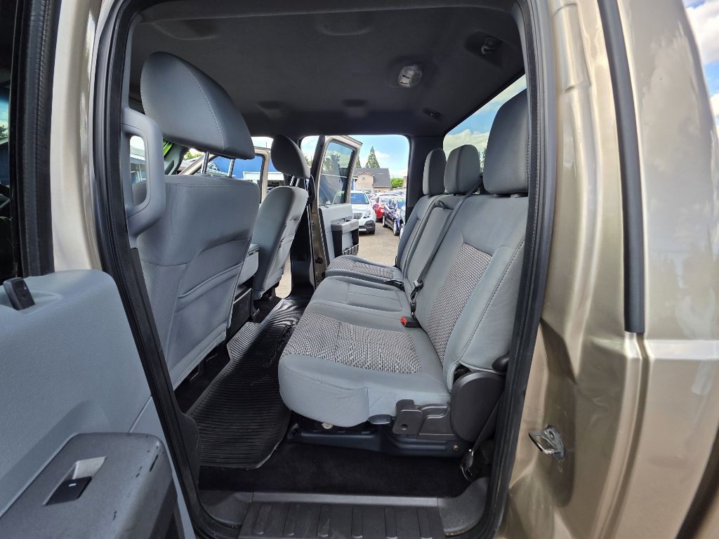 2011 Ford F-350 Image 17