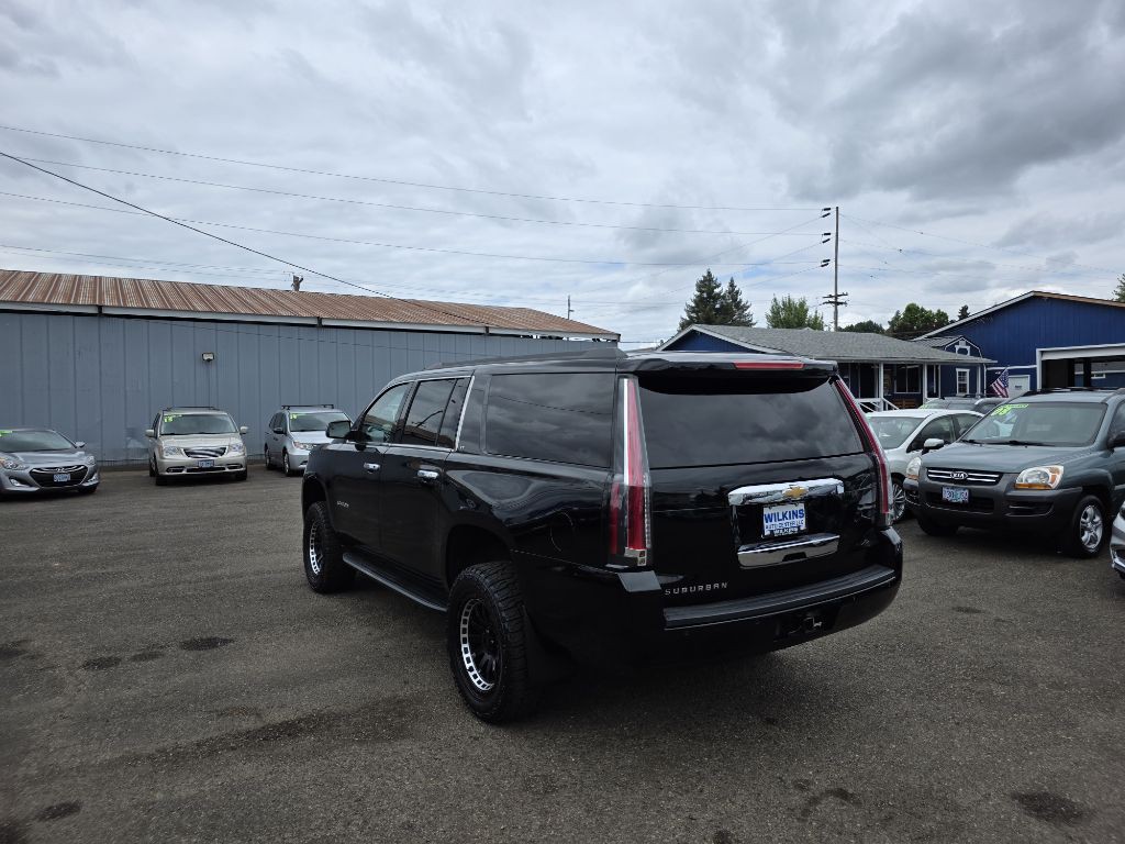 2019 Chevrolet Suburban Image 7