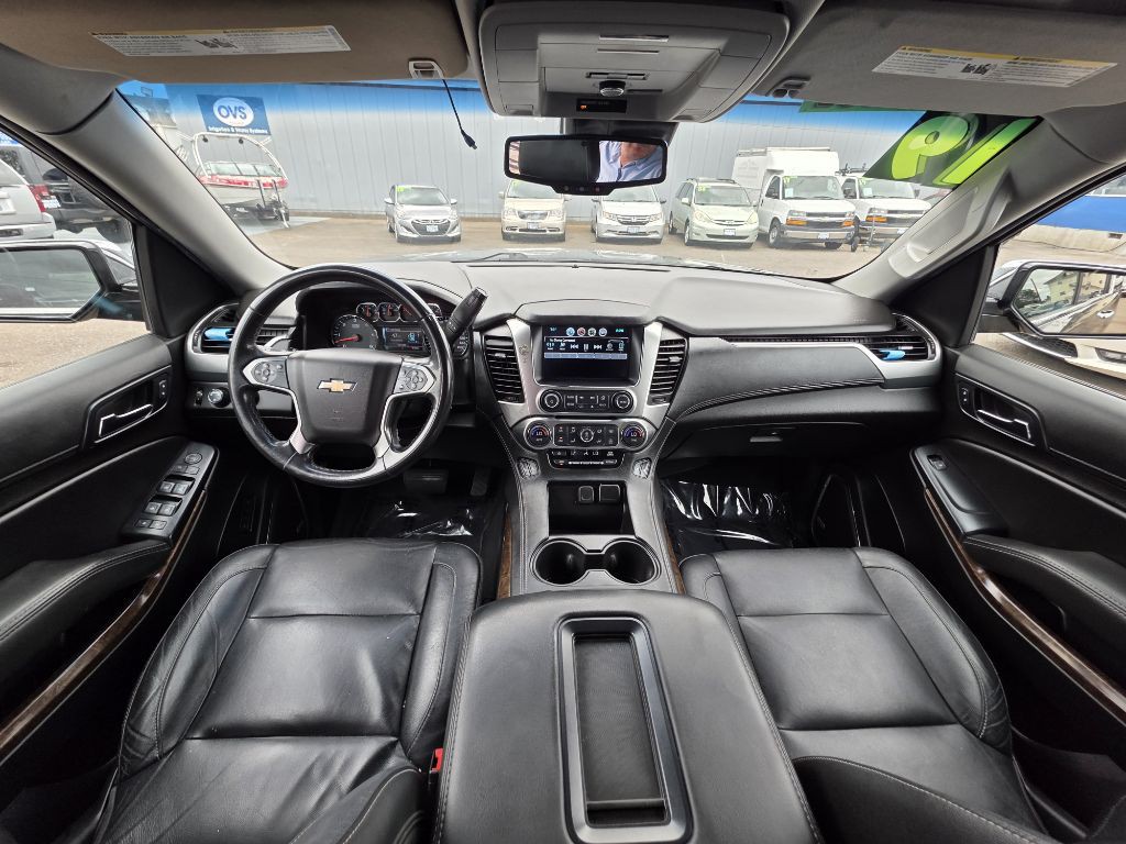 2019 Chevrolet Suburban Image 9