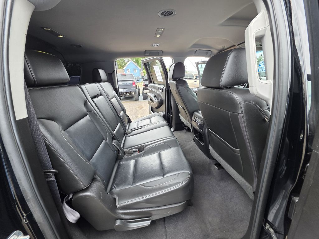 2019 Chevrolet Suburban Image 17