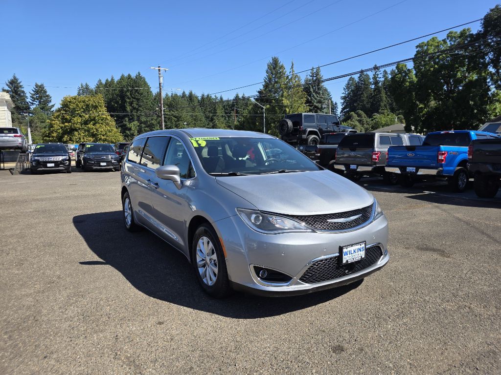 2019 Chrysler Pacifica Image 5