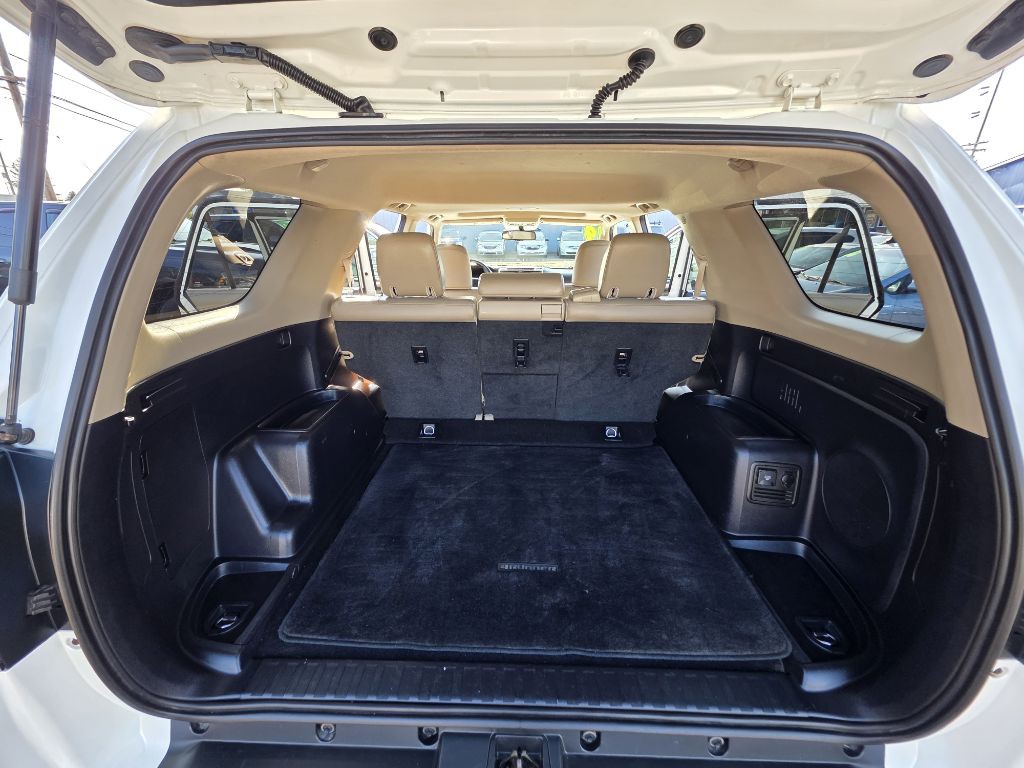 2014 Toyota 4Runner Image 19