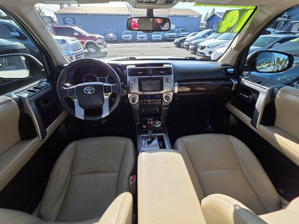 2014 Toyota 4Runner Image 9