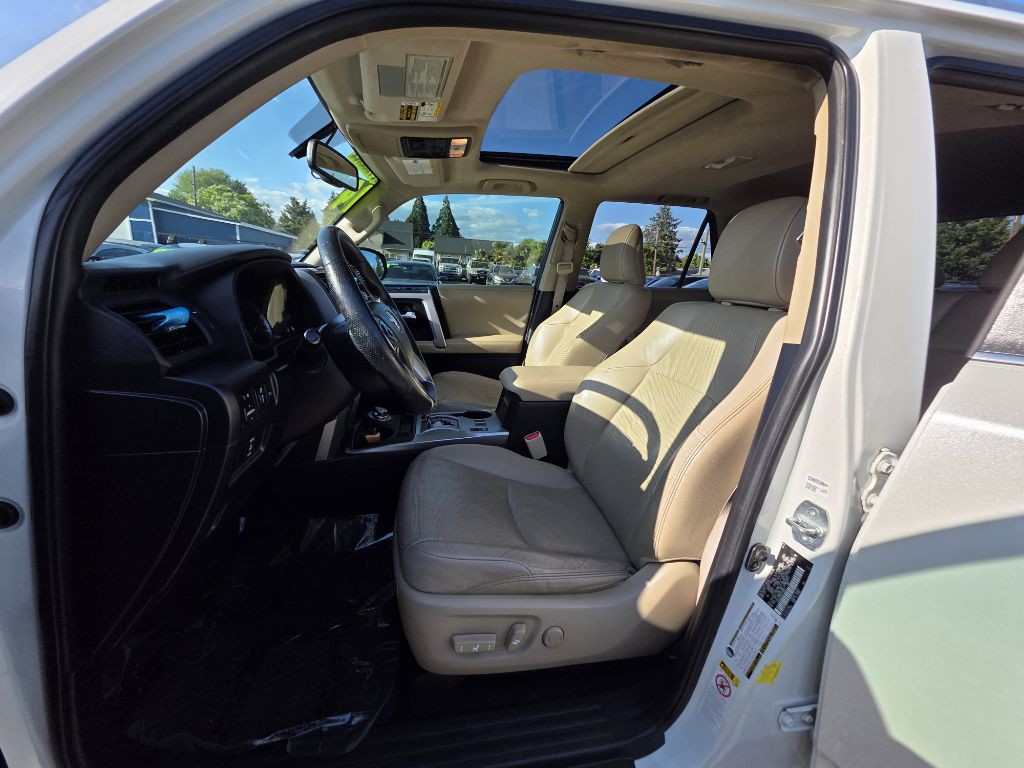 2014 Toyota 4Runner Image 15