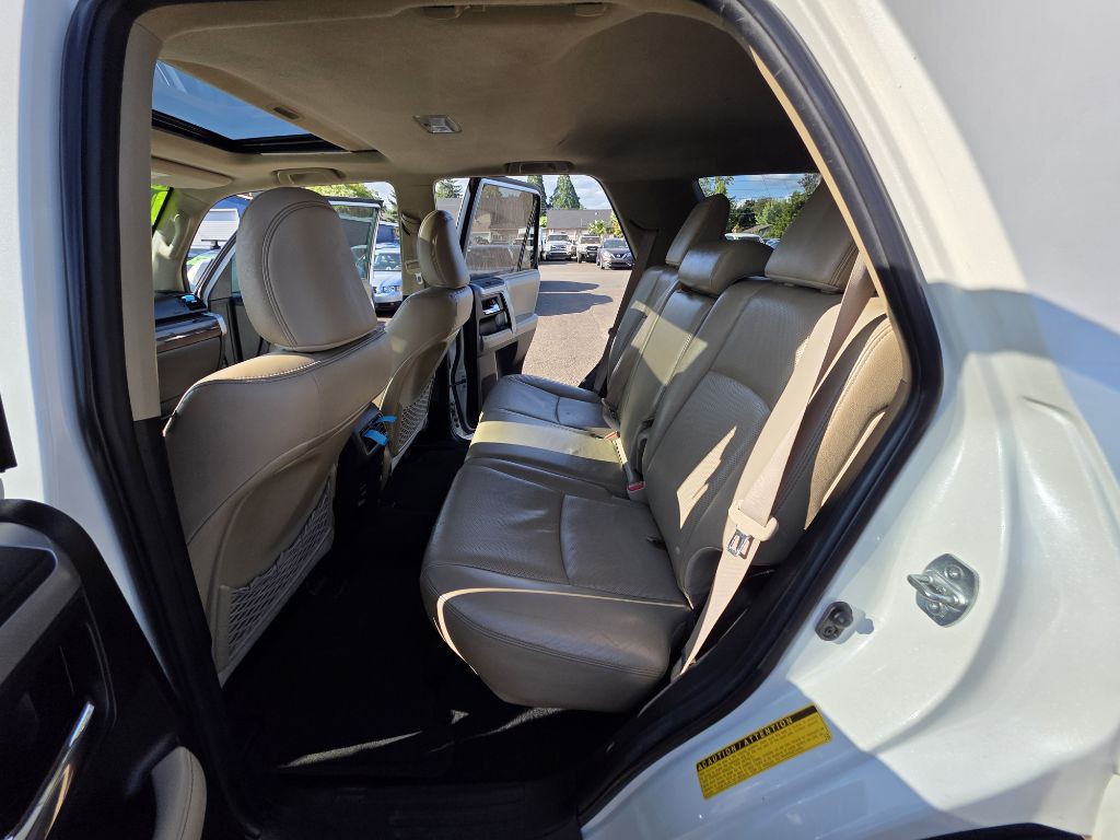 2014 Toyota 4Runner Image 18