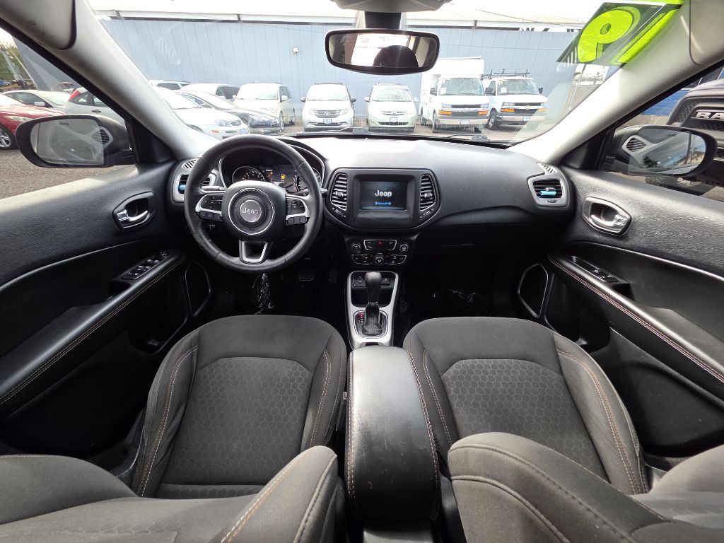 2019 Jeep Compass Image 13
