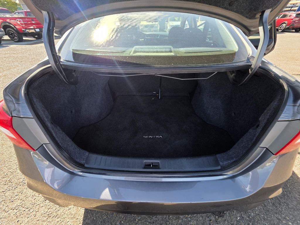 2019 Nissan Sentra Image 16