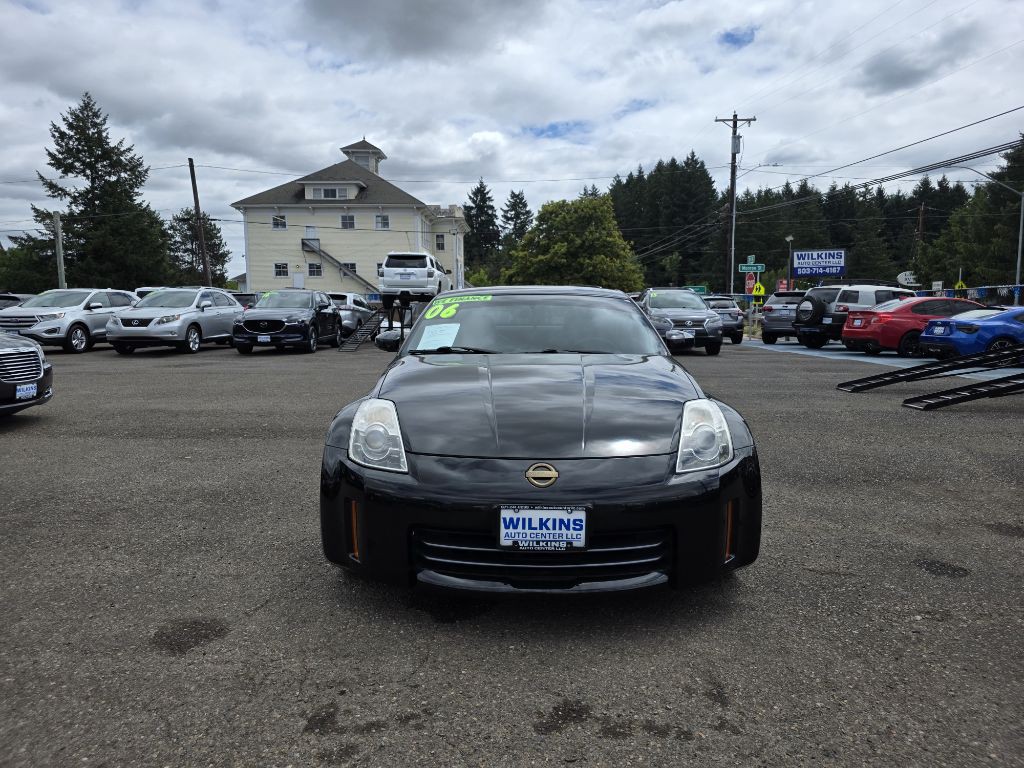 2006 Nissan 350Z Image 2