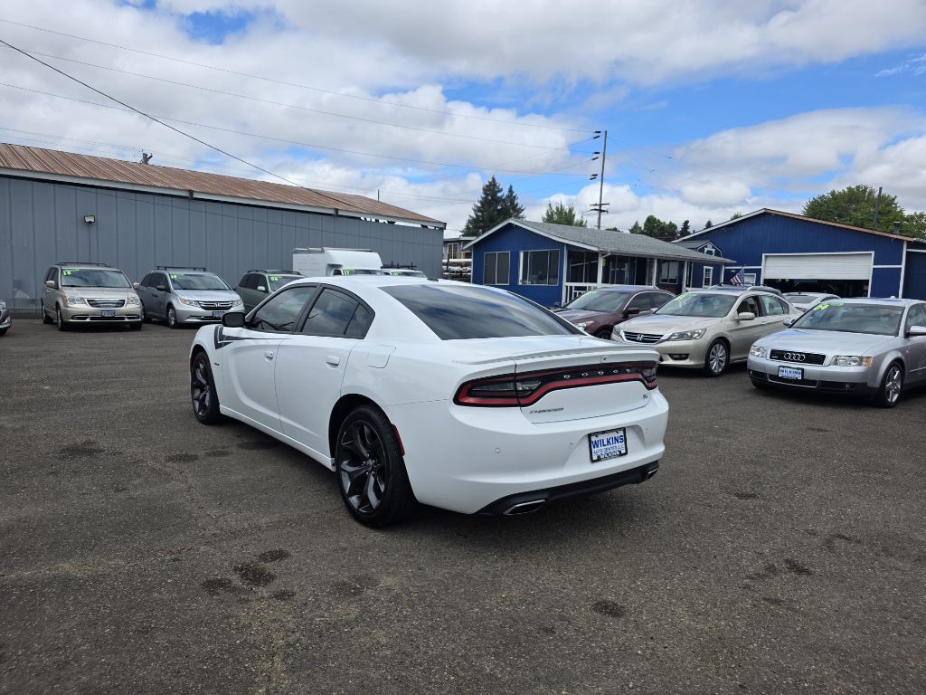 2017 Dodge Charger Image 8