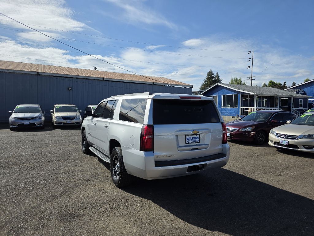 2015 Chevrolet Suburban Image 7
