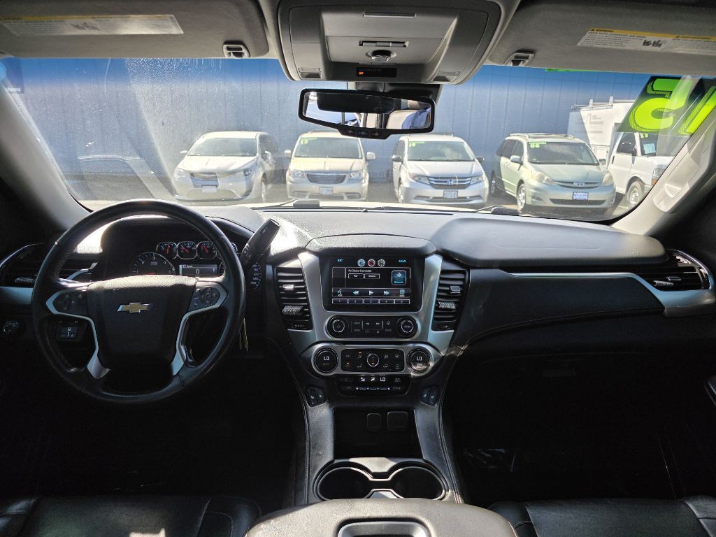 2015 Chevrolet Suburban Image 10