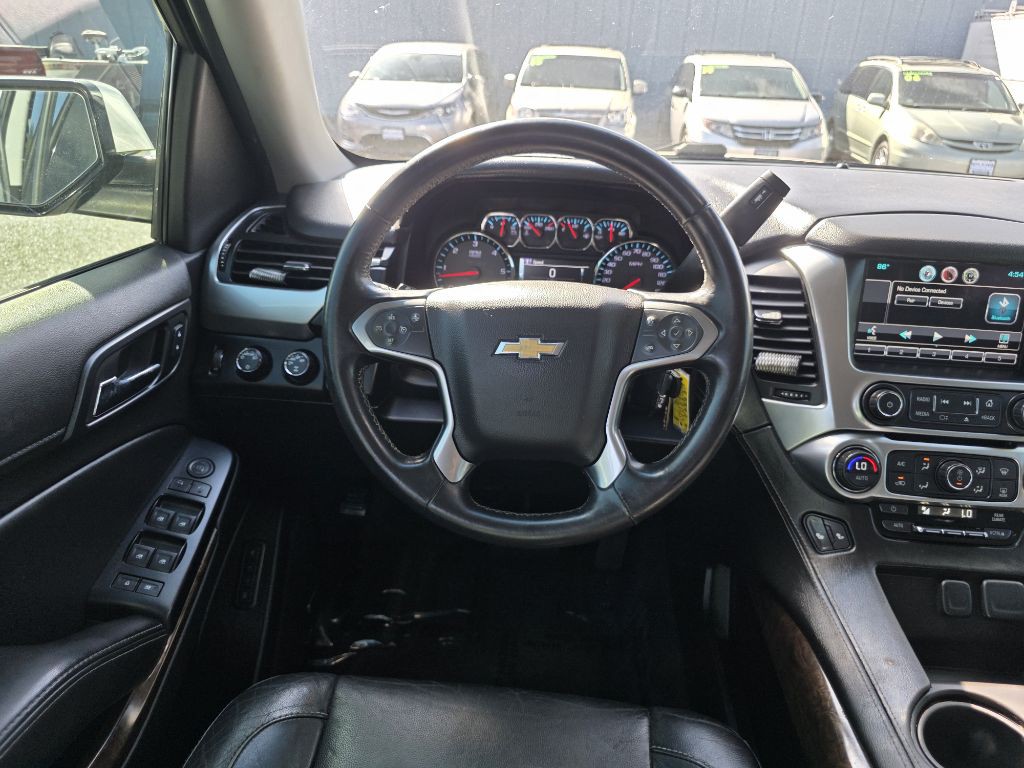 2015 Chevrolet Suburban Image 11