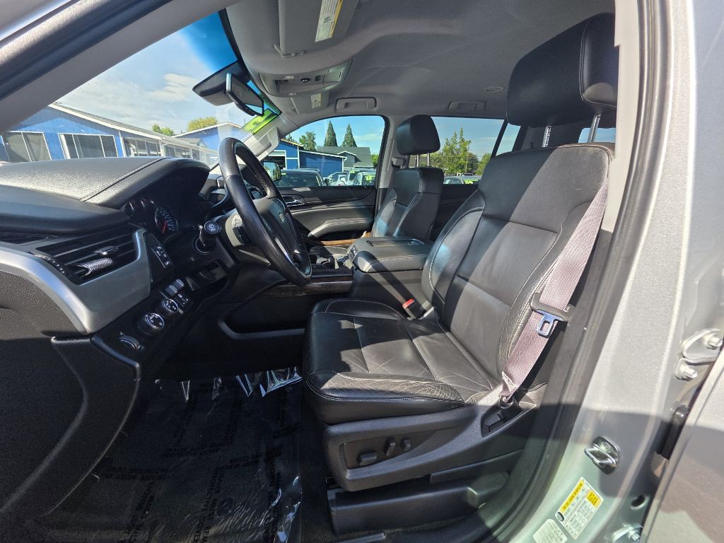 2015 Chevrolet Suburban Image 15