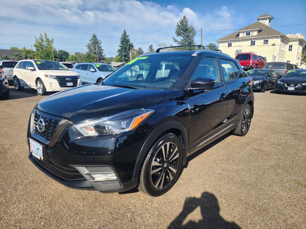 2020 Nissan Kicks Image 1