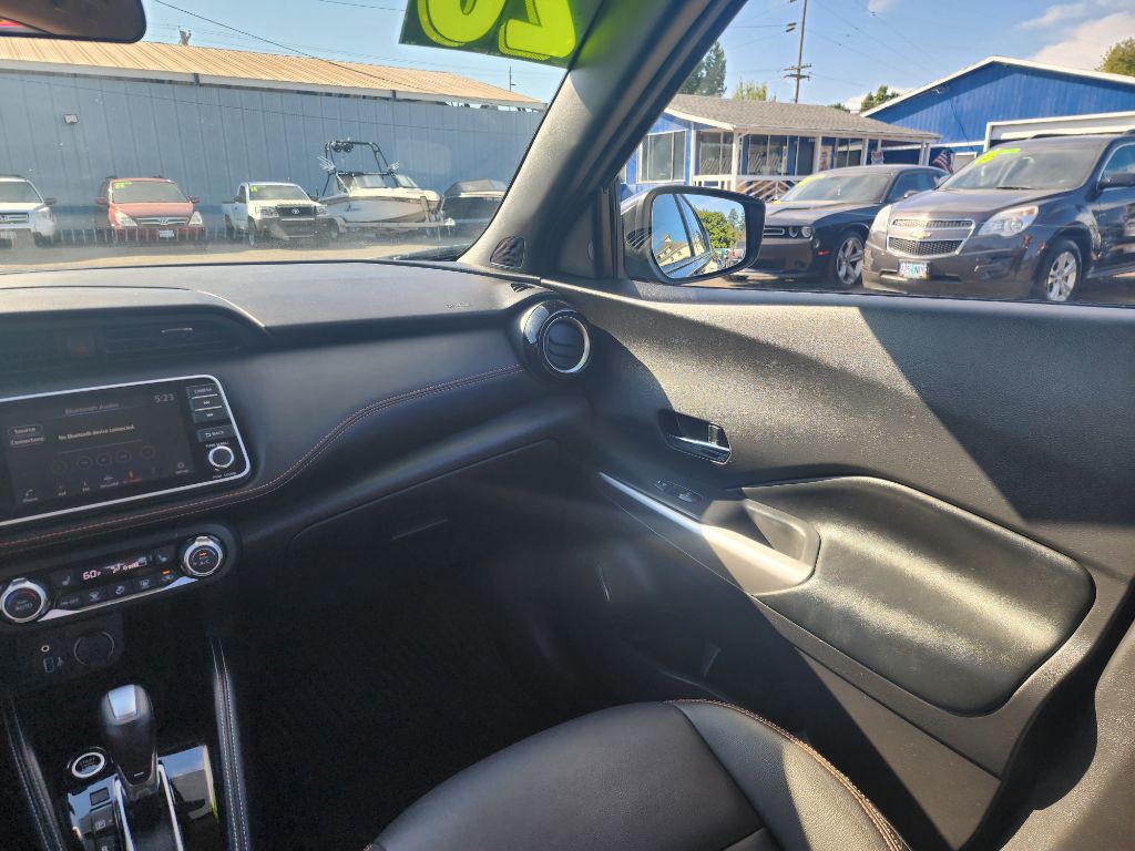 2020 Nissan Kicks Image 11