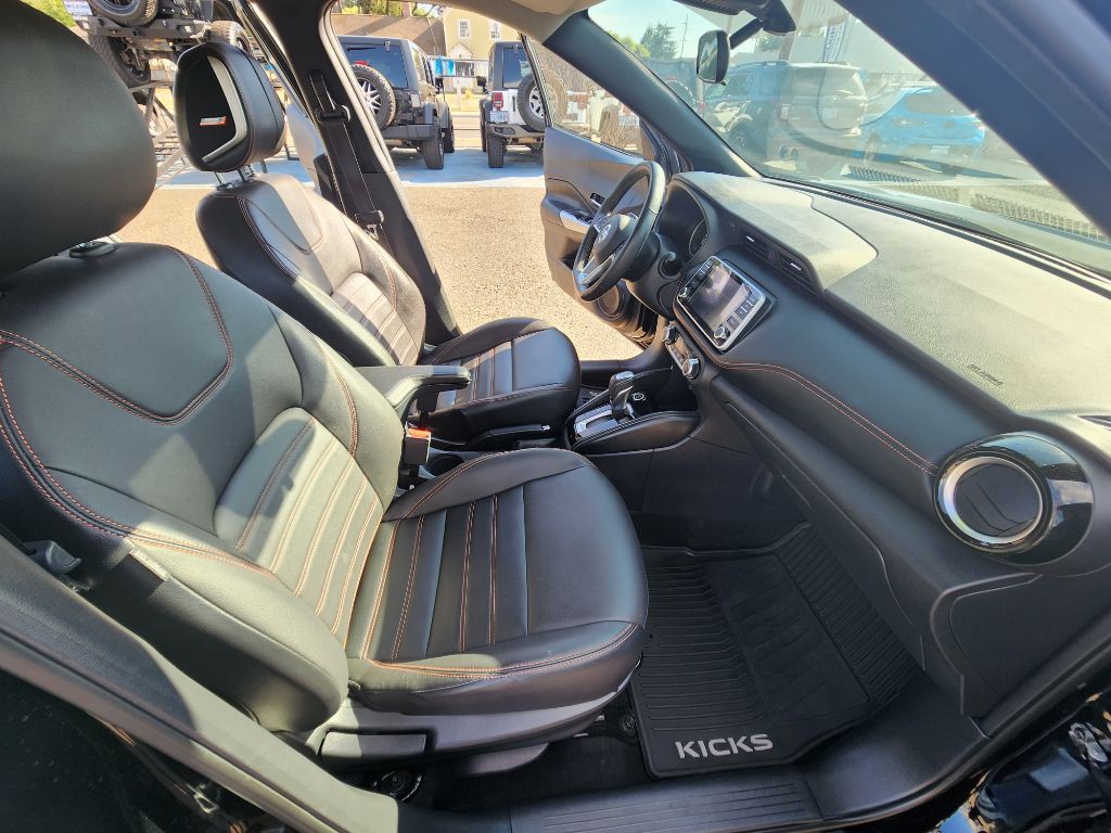 2020 Nissan Kicks Image 14