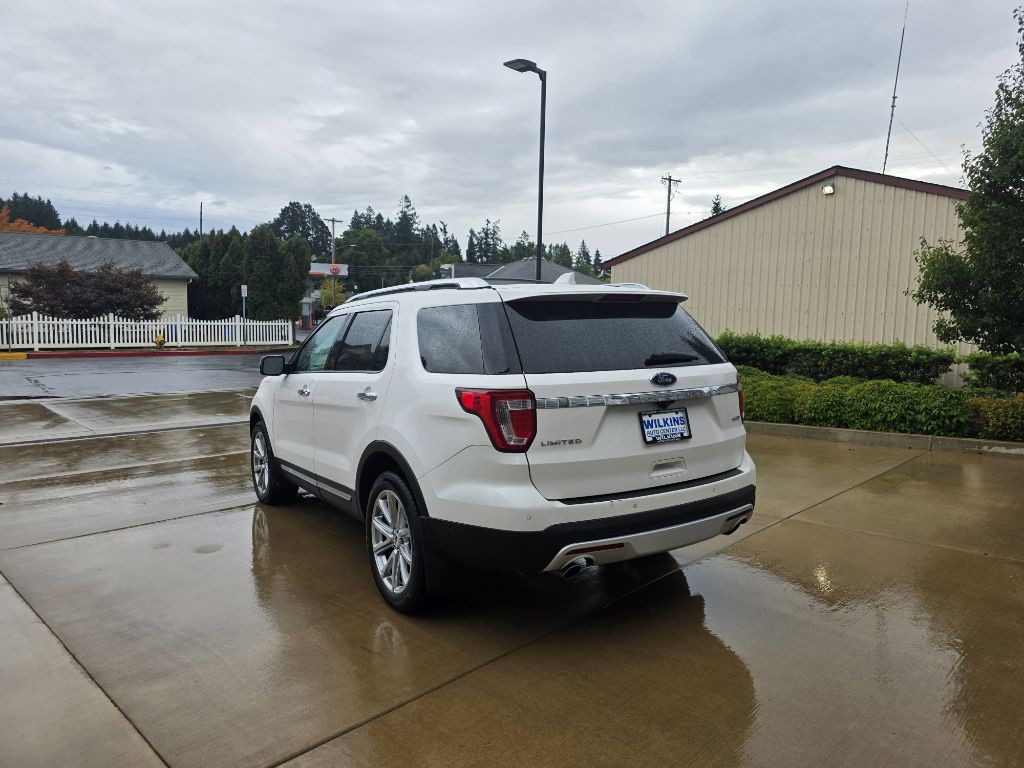 2017 Ford Explorer Image 7