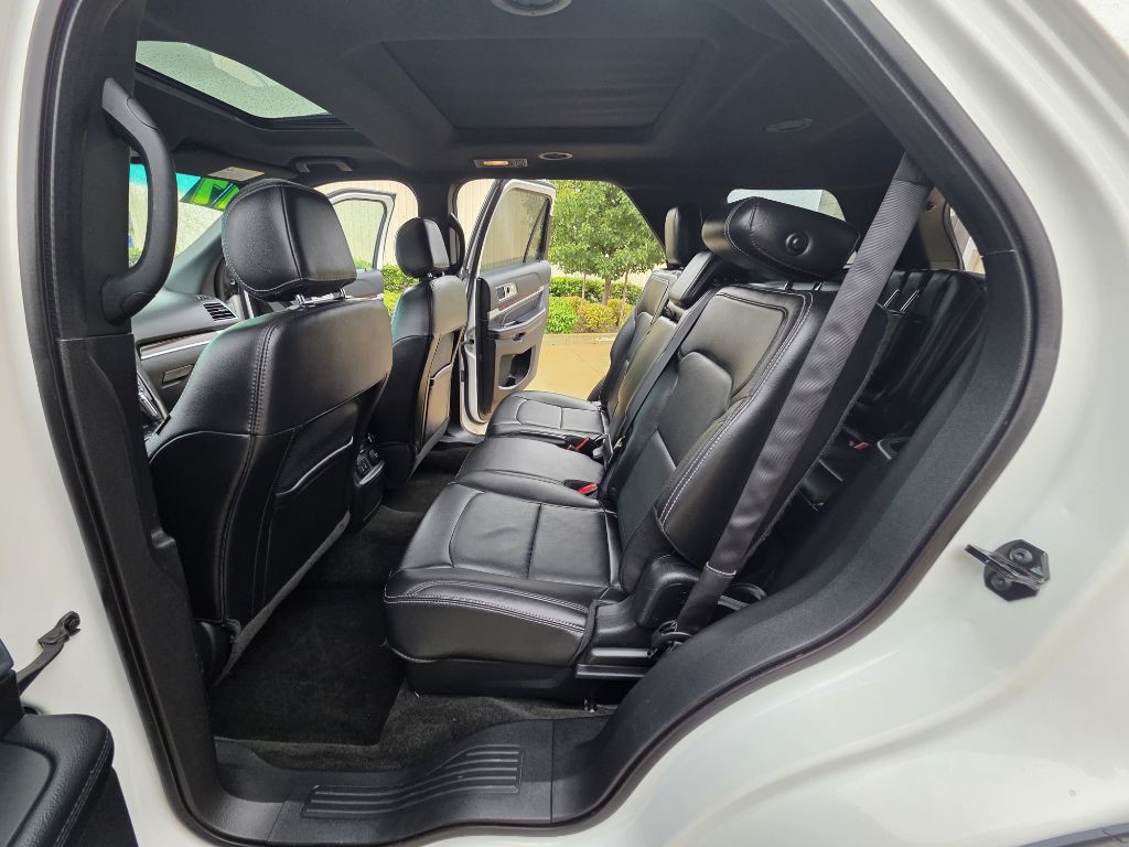 2017 Ford Explorer Image 20