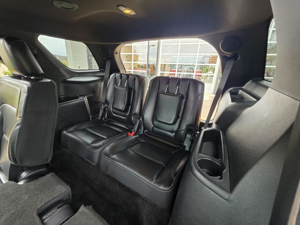 2017 Ford Explorer Image 21