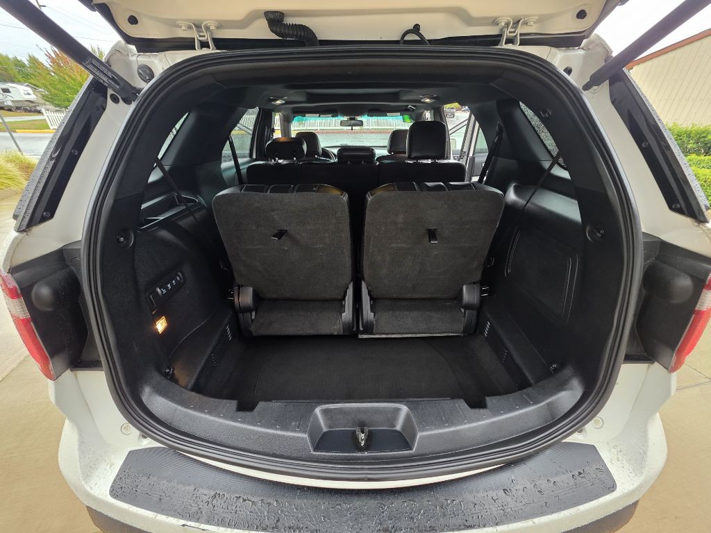 2017 Ford Explorer Image 22