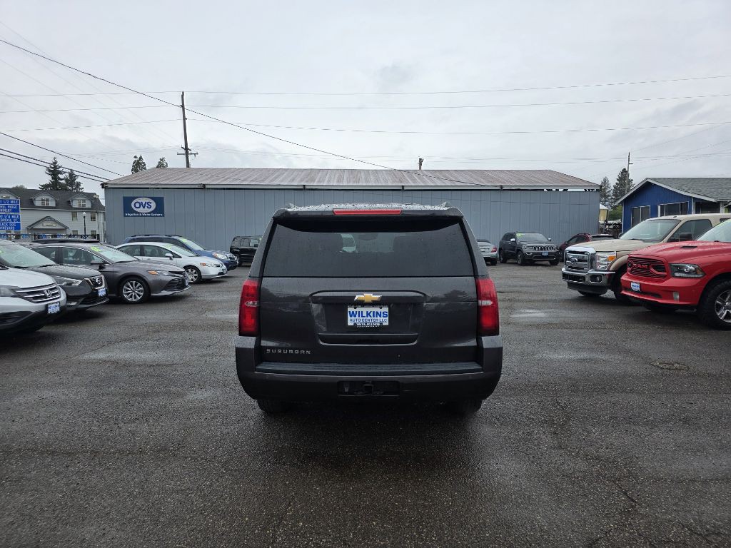 2016 Chevrolet Suburban Image 6