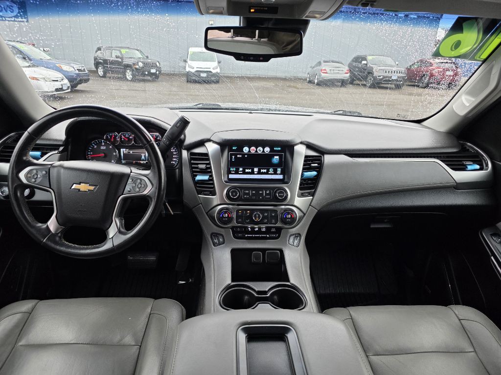 2016 Chevrolet Suburban Image 9
