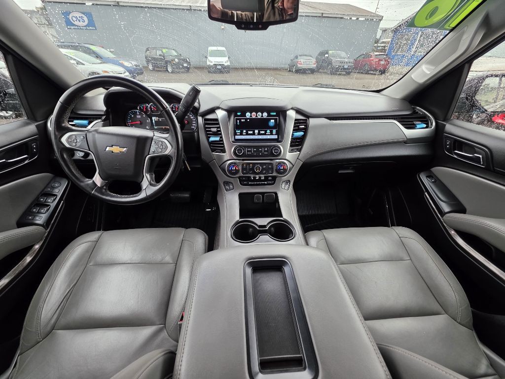2016 Chevrolet Suburban Image 13