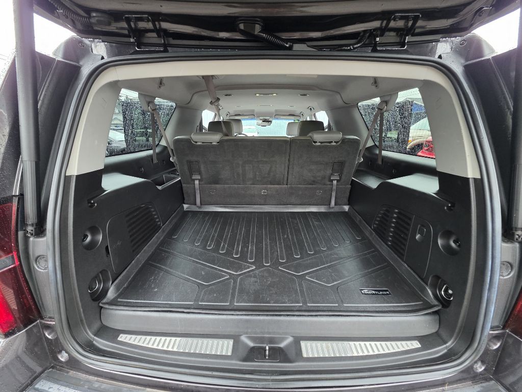 2016 Chevrolet Suburban Image 19