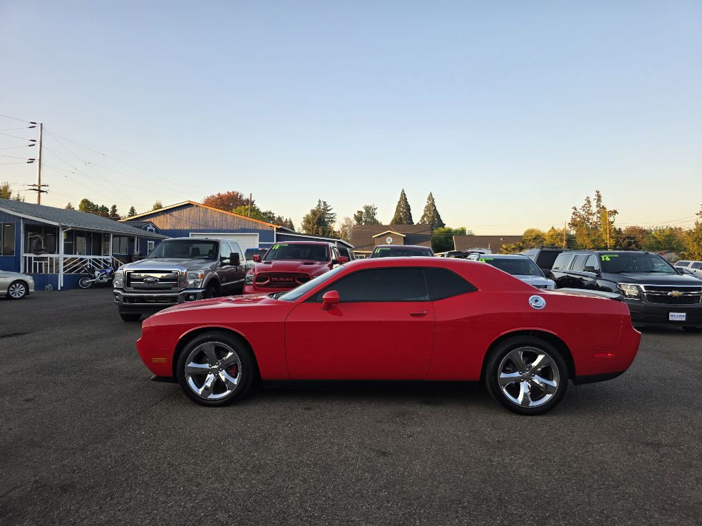 2014 Dodge Challenger Image 8