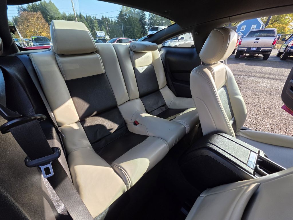 2012 Ford Mustang Image 12