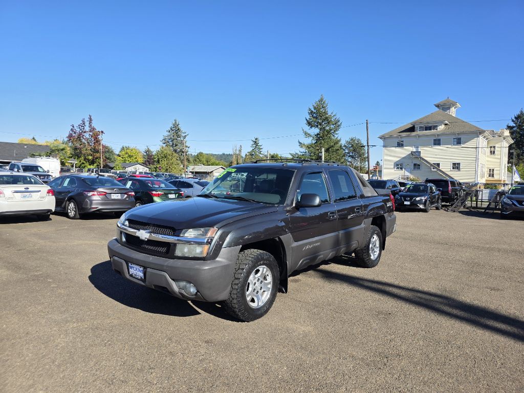 2003 Chevrolet Avalanche Image 2