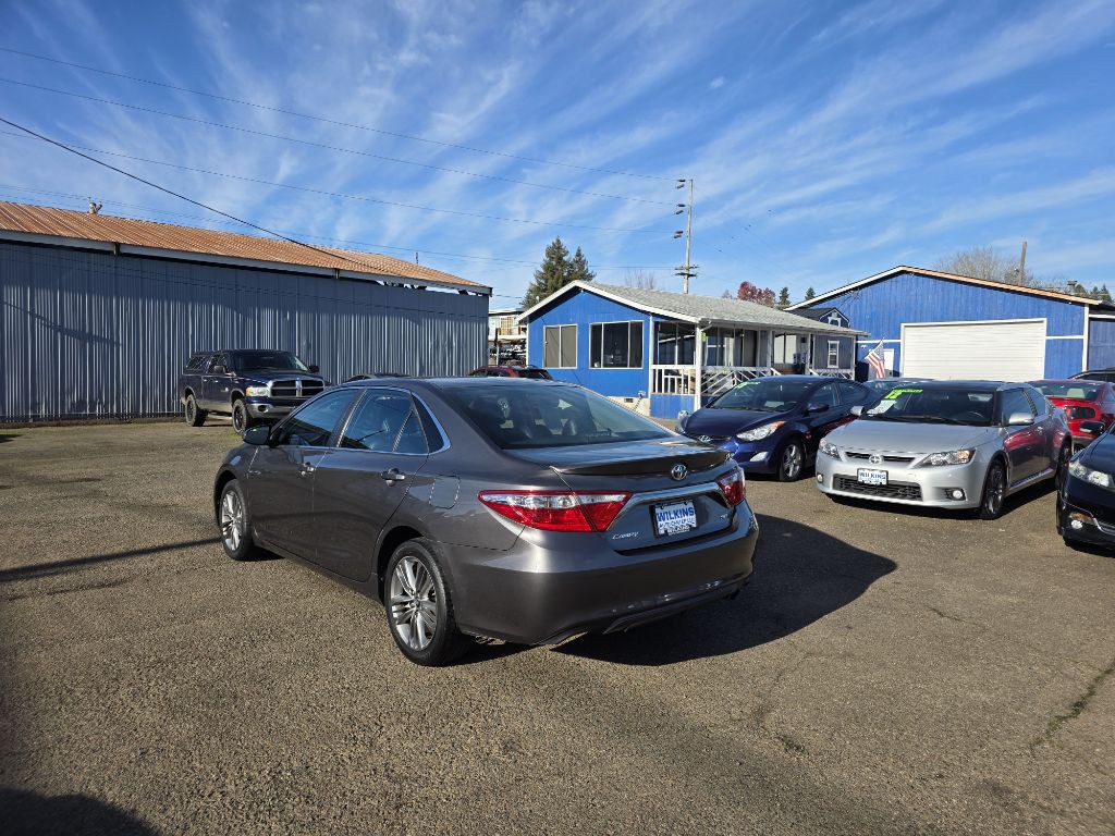 2015 Toyota Camry Image 7