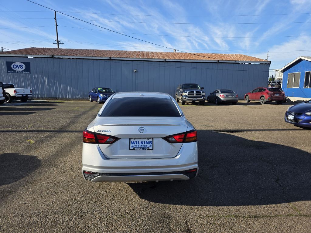 2020 Nissan Altima Image 6