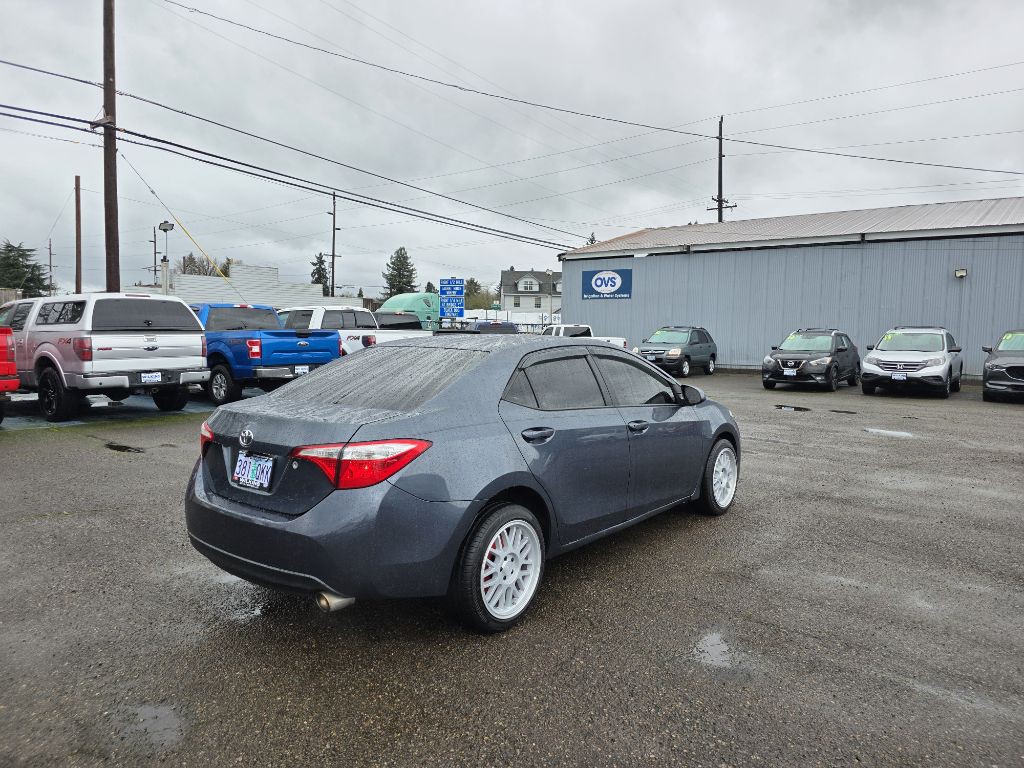 2016 Toyota Corolla Image 8