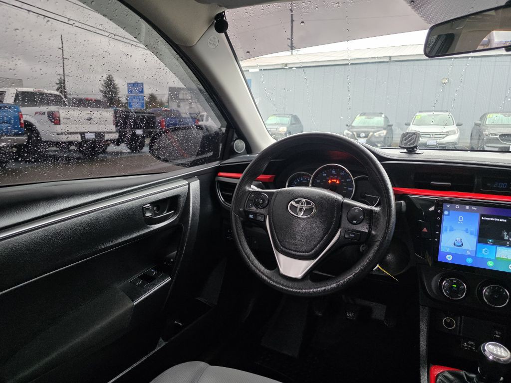 2016 Toyota Corolla Image 14