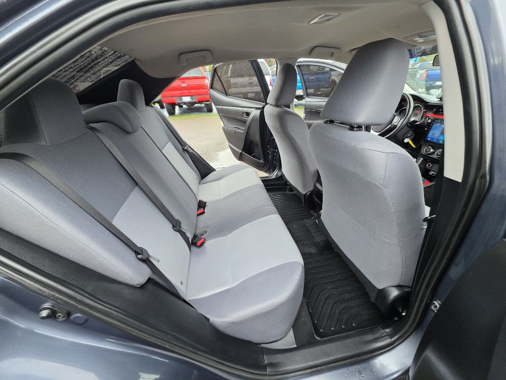 2016 Toyota Corolla Image 20