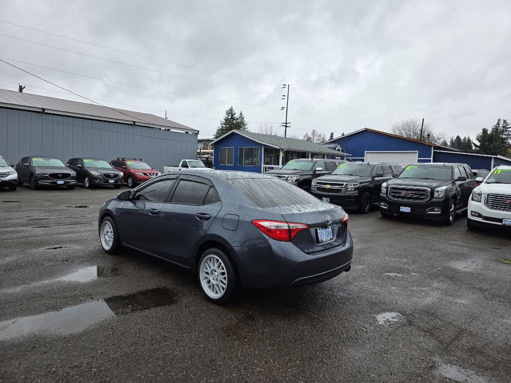 2016 Toyota Corolla Image 29